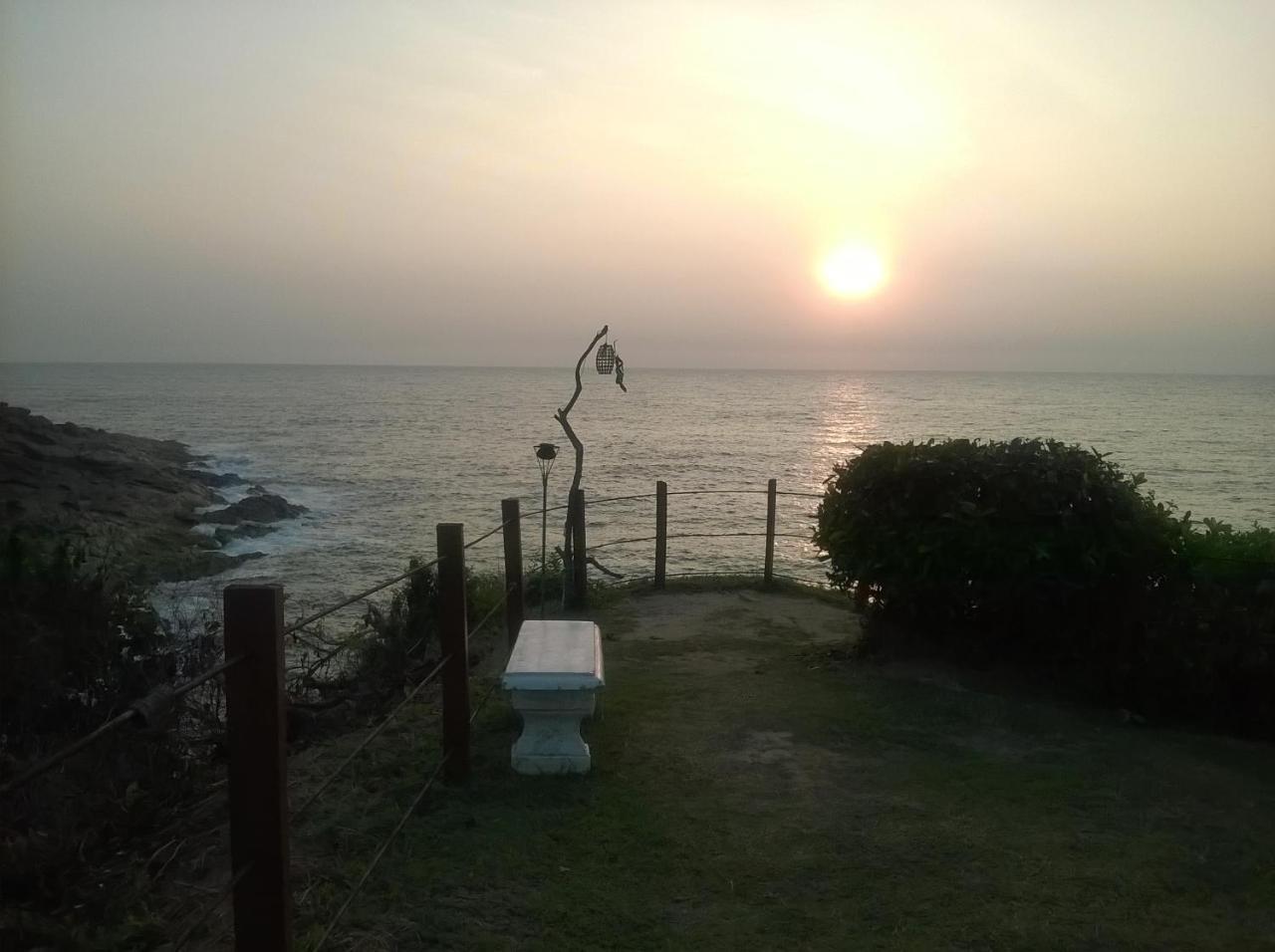 Sandhara Home Stay Тангале Екстериор снимка