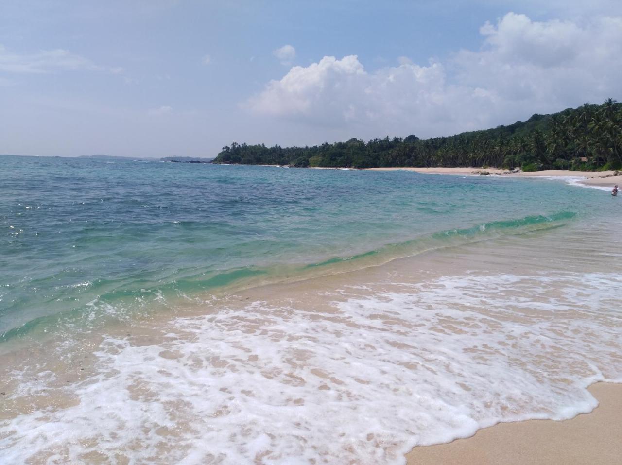 Sandhara Home Stay Тангале Екстериор снимка